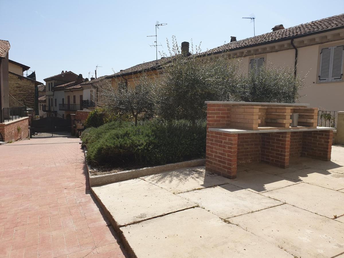 Olivola Apartments Frassinello Monferrato ภายนอก รูปภาพ